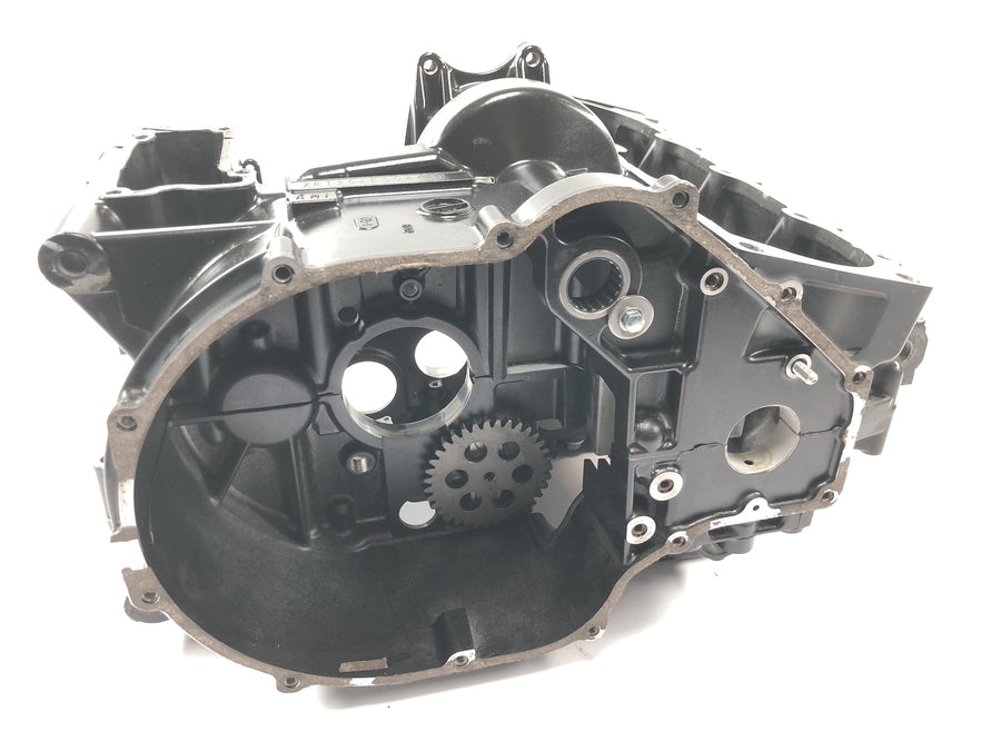 Kawasaki ZRX 1200 S ZRT20A [2001] - engine housing crankcase engine block empty housing