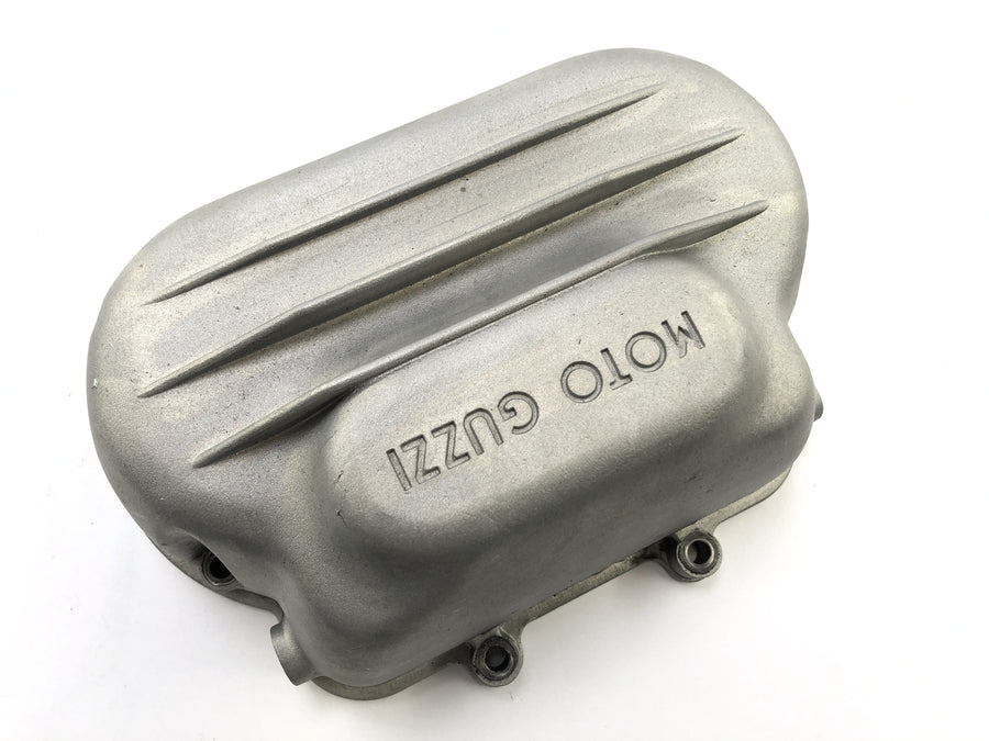 Moto Guzzi V7 Special [1971] - Valve cover right