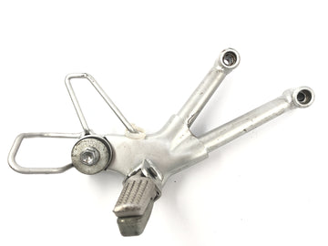 Suzuki GSX R 1100 GV73B [1990] - driver's footrest right with holder - 0