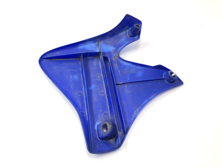 Yamaha YZ 426 F [2000] - tank fairing side fairing right