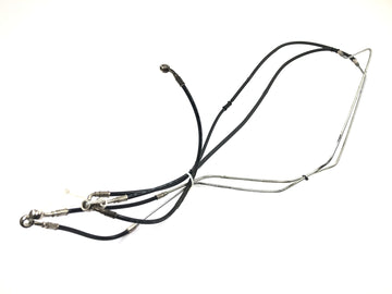 Ducati Multistrada 1200 S Touring [2009] - Steel braided brake line at the front