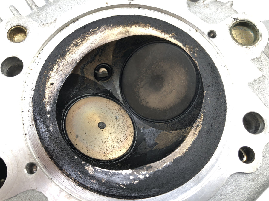 Ducati ST2 944 [1999] - Cylinder with piston horizontal