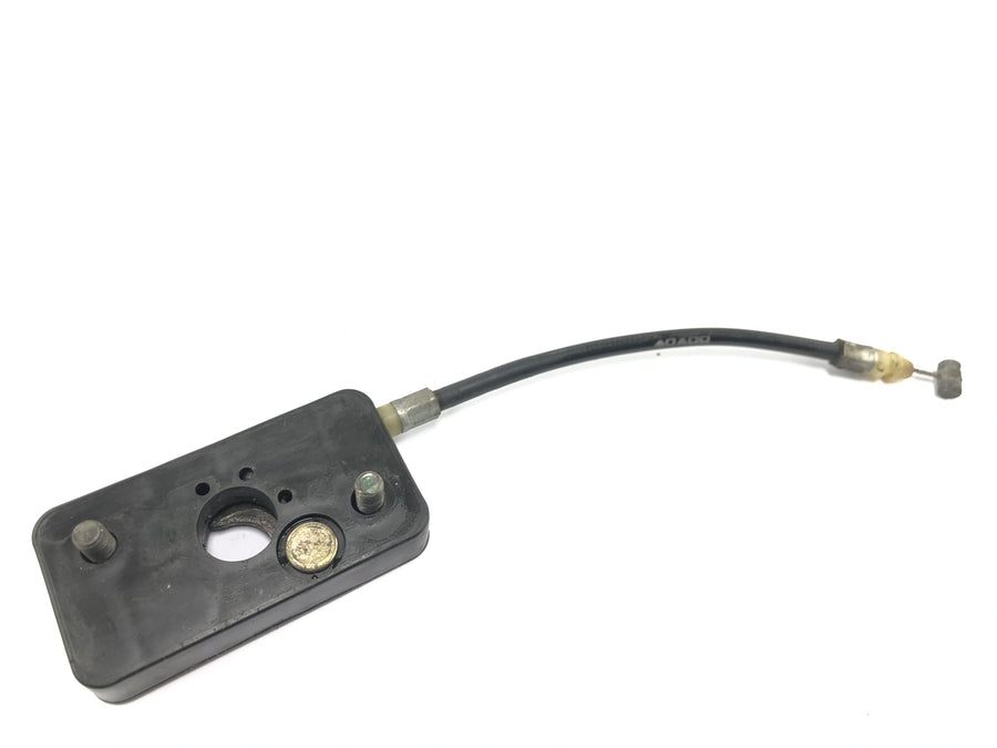 Suzuki RG 250 Gamma GJ21D [1987] - Seat lock Seat lock with Bowden cable
