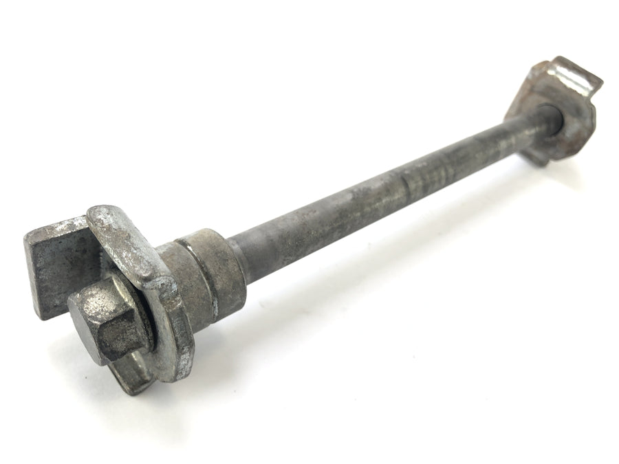 Yamaha XT 125 X [2004] - Rear axle