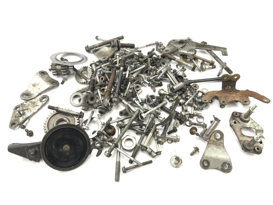 Honda SLR 650 RD09 [1997] - screws and residual parts are convolidated