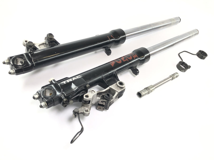 Honda CBX 750 RC17 [1984] - fork pipes Telegabel 39mm with front axle