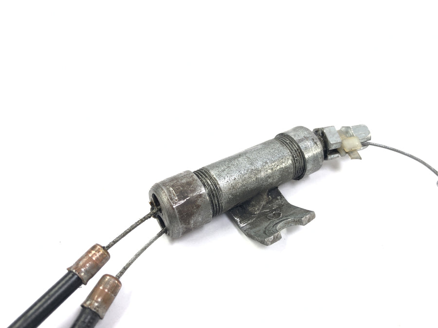 Moto Guzzi V7 Special [1971] - throttle cable