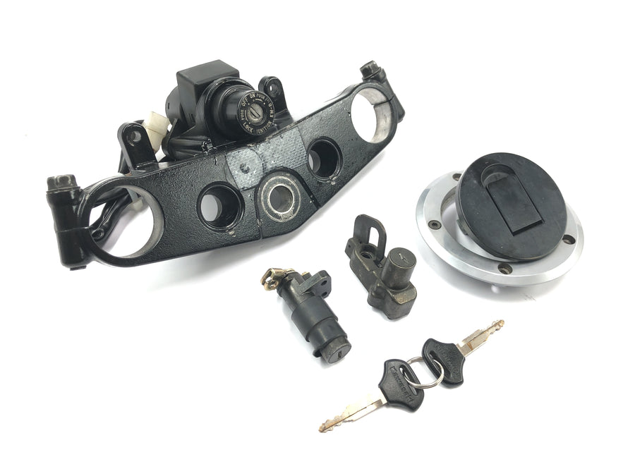 Kawasaki ZRX 1200 S ZRT20A [2001] - Lock set, ignition lock with fork bridge at the top, tank cap, seat lock