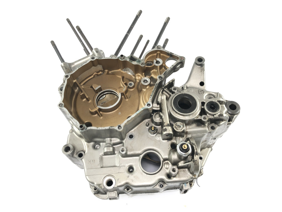 Honda XRV 750 Africa Twin RD04 [1990] - Engine housing empty housing with stud bolts
