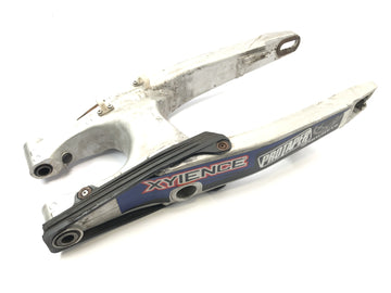 Yamaha YZ 426 F [2000] - swingarm
