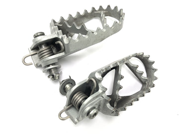 KTM 690 SM Prestige [2007] - Footrests Driver's footrests on the left and right - 0