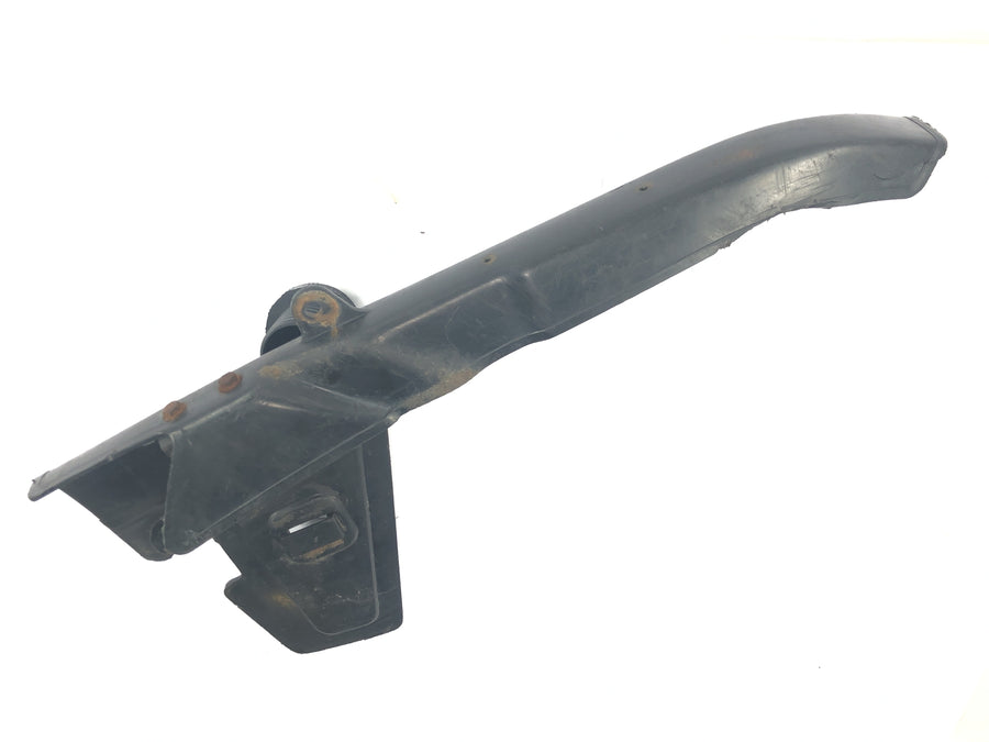 Yamaha DT 175 2K4 [1982] - Chain guard rear chain cover plastic