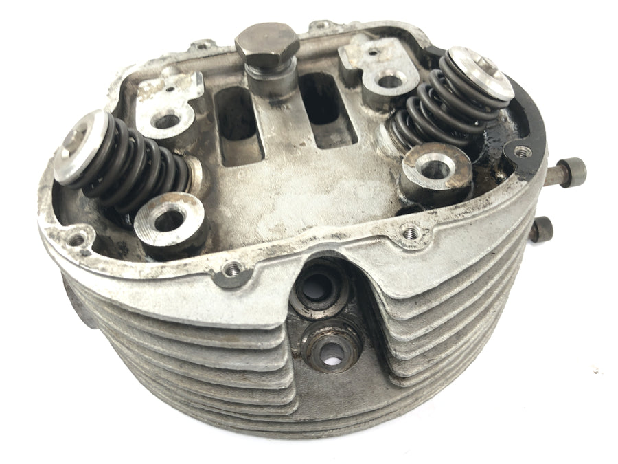 Moto Guzzi V7 Special [1971] - Cylinder head left valve head head engine cylinder head