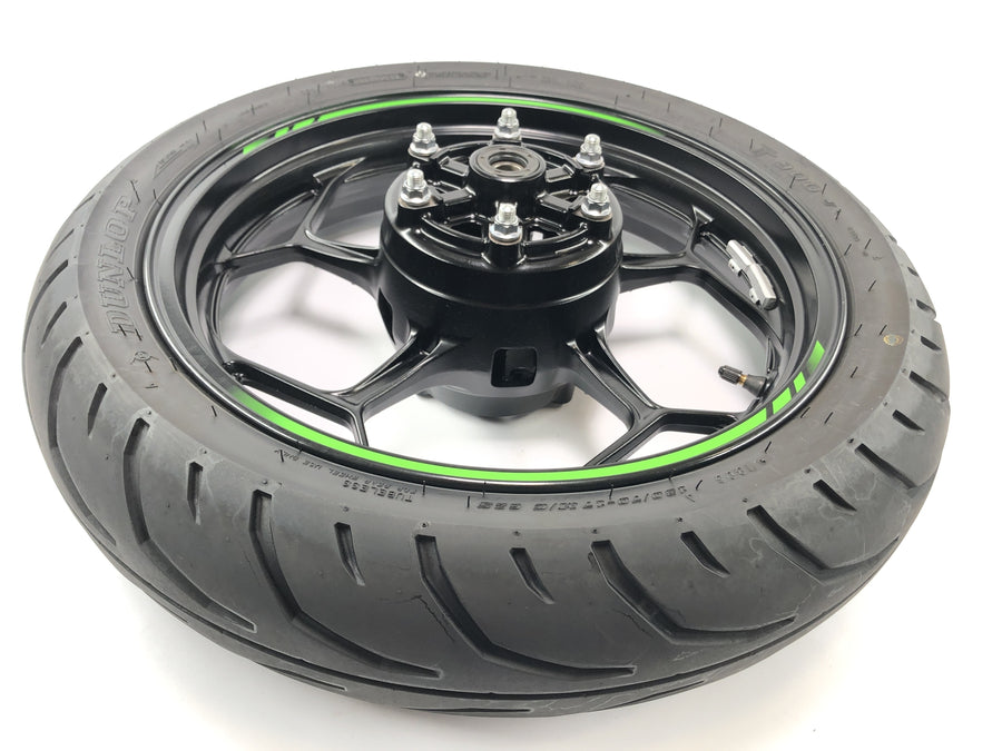 Kawasaki Ninja 125 BX125B [2024] - rear wheel tire rim aluminum rims behind