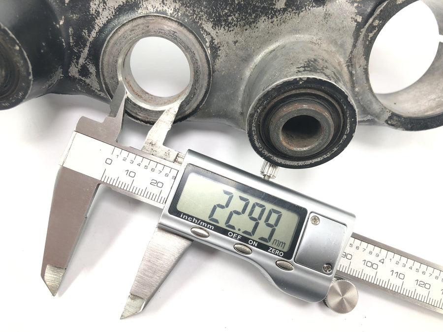 Honda XL 600 RM PD03 [1985] - Lock set ignition lock with fork bridge at the top and helmet lock
