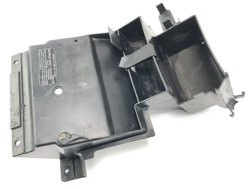 Kawasaki ZR7 ZR750F [1999] - fender in the back inside - 0