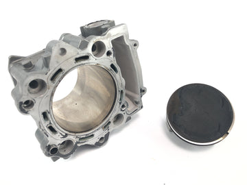 Yamaha MT 03 RM02 [2007] - Cylinder with piston cylinder unit cylinder liner piston