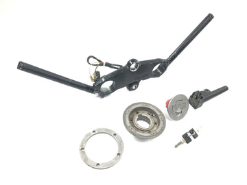 Aprilia RS 125 Extrema [1994] - Lock set fork bridge top handlebar ignition lock tank cap key - 0