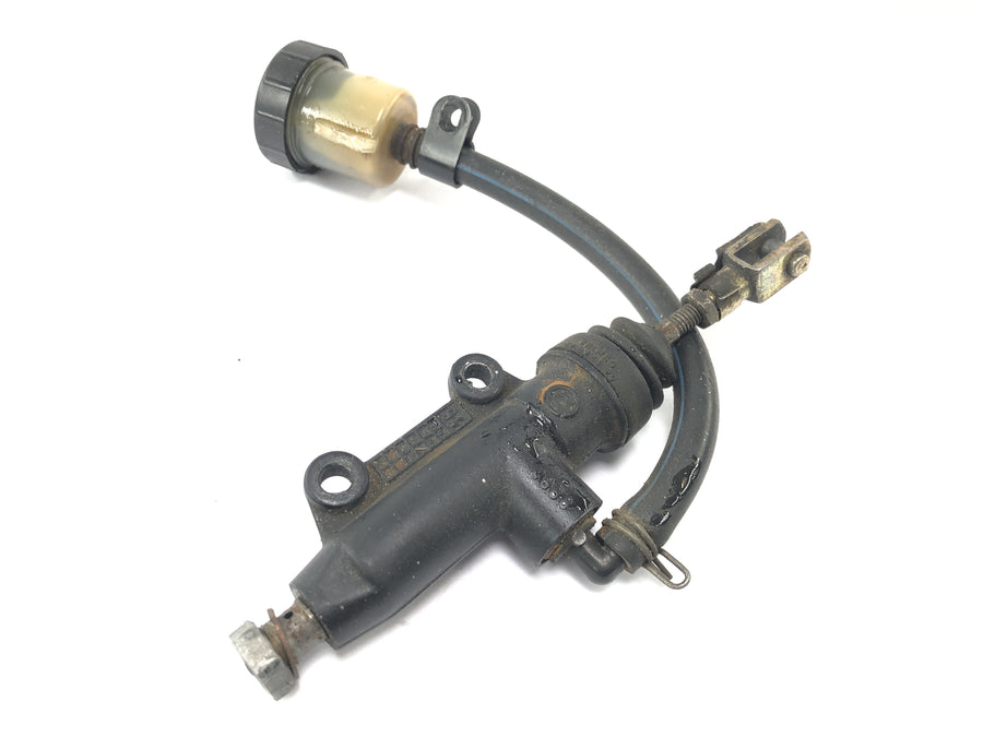 Ducati Monster M600 [1995] - Brake pump brake cylinder at the back