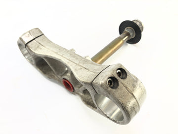 Triumph Daytona 955i T595 [1999] - Lower crankshaft bridge - 0