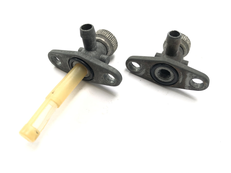 KTM 950 SM LC8 [2008] - petrol tap set couple