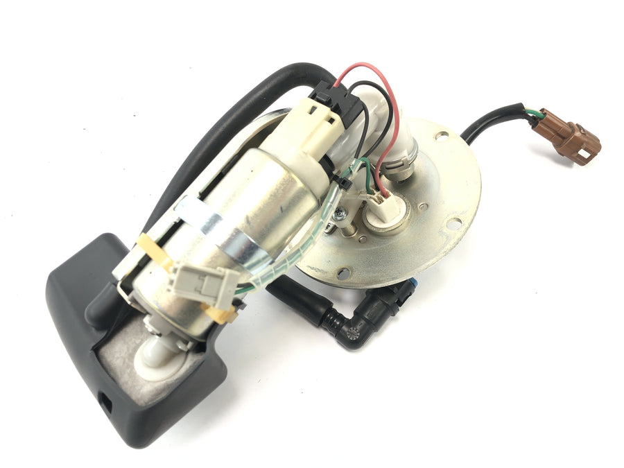 Suzuki VZ 1500 WVCU [2011] - Fuel pump petrol pump fuel feed pump
