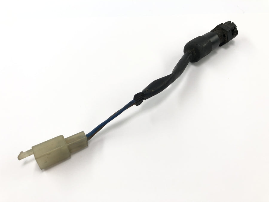 Kawasaki GPZ 1100 ZXT10E [1997] - Brake light switch in the back
