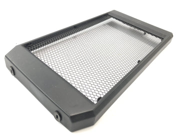 Suzuki VZ 1500 WVCU [2011] - Radiator grille protective grille cover