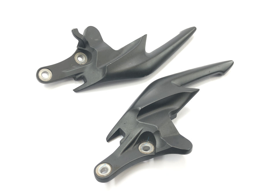 Honda CBR 125 R JC50 [2012] - Pillion grips pair