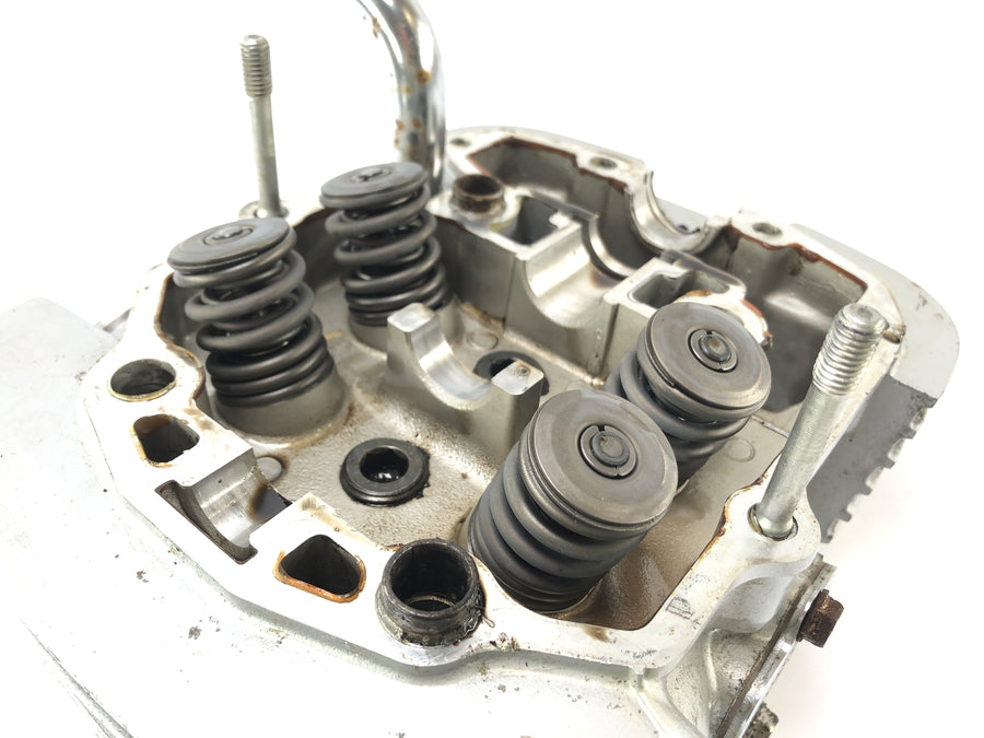 Kawasaki VN-15 VNT50A [1989] - front cylinder head