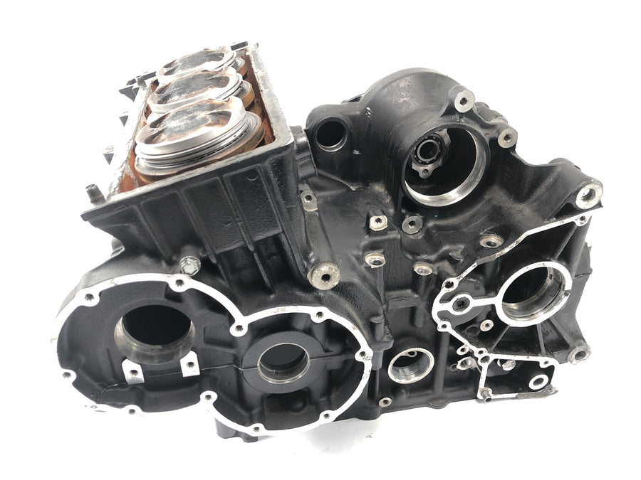 Triumph Daytona 900 T300 [1996] - Engine block crankcase cylinder block with pistons