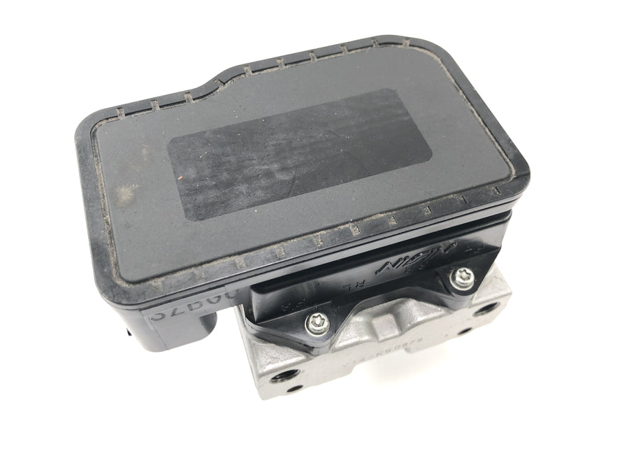Suzuki GSF 1250 SA Bandit WVCH [2007] - ABS control unit hydraulic unit