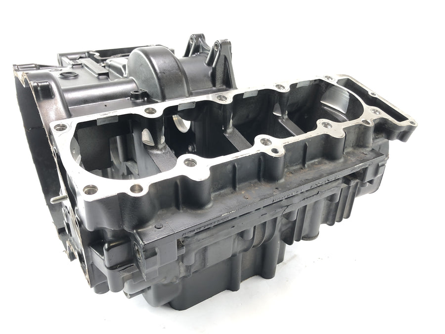 Kawasaki ZRX 1200 S ZRT20A [2002] - motor housing empty housing