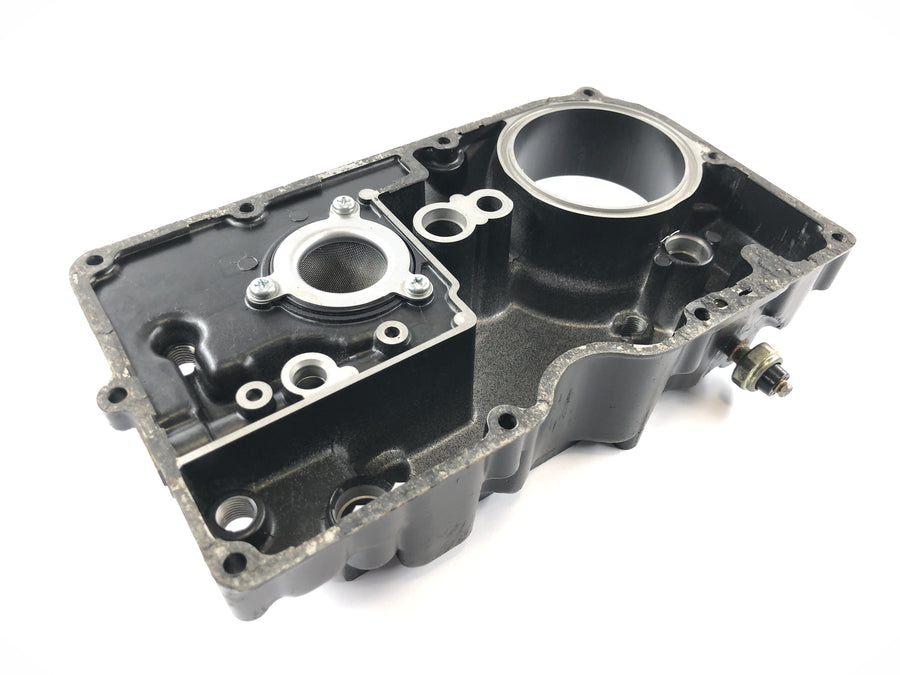 Kawasaki GPZ 1000 RX [1987] - Oil pan engine cover below
