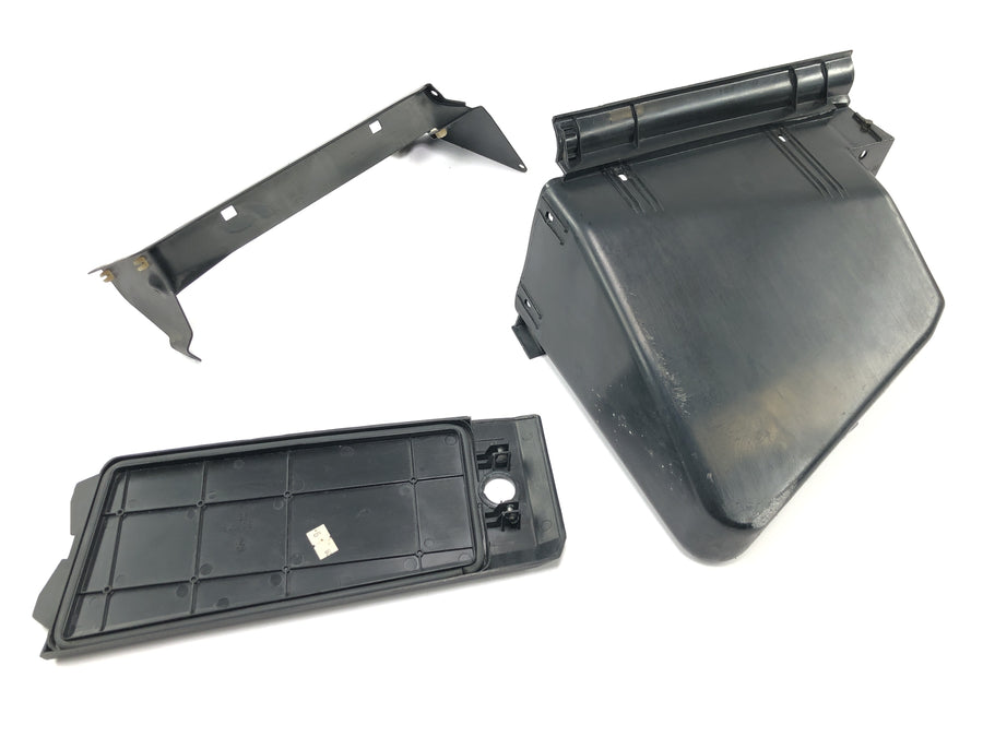 BMW K 1100 LT [1993] - Storage compartment on the left