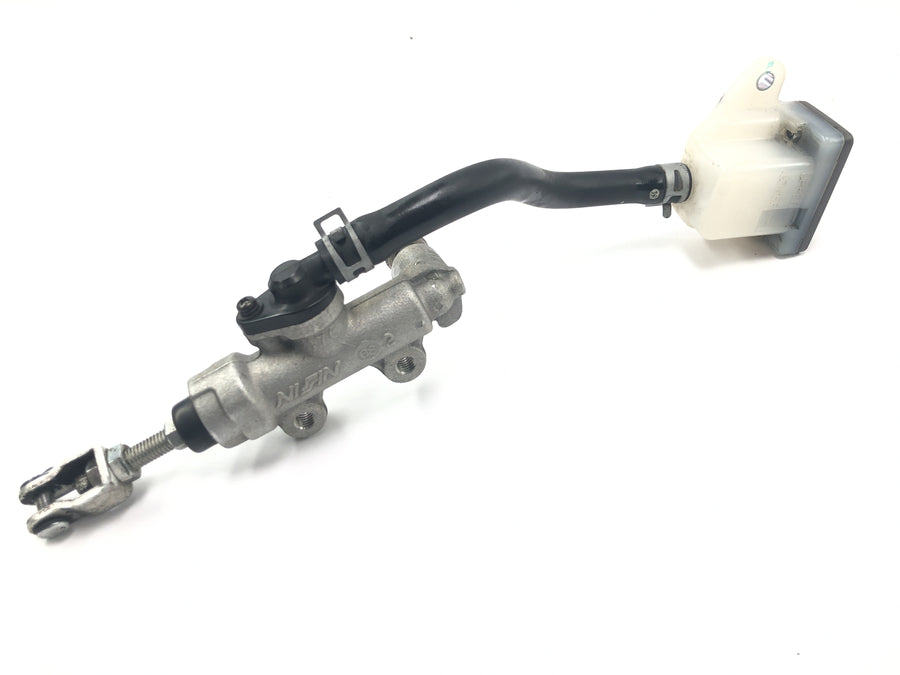 Suzuki GSF 1250 SA Bandit WVCH [2007] - Foot brake pump Rear brake pump