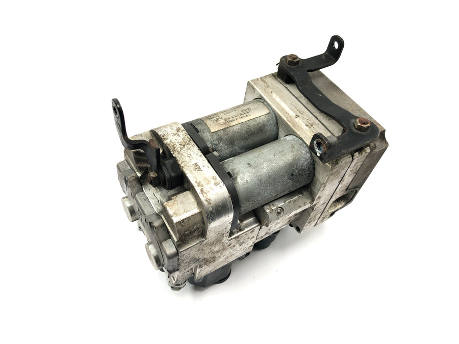BMW R 1200 GS R12 K25 [2004] - ABS control unit modulator hydraulic block