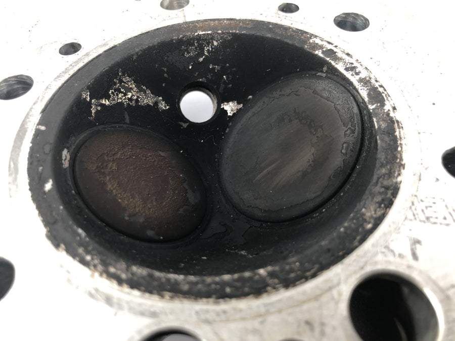 Moto Guzzi V11 Sport [1999] - cylinder head valve head left