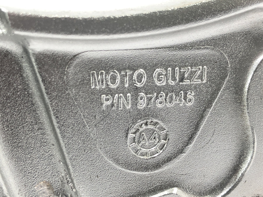 Moto Guzzi Stelvio 1200 8V [2016] - Footrest system on the right, driver's footrest and pillion passenger's footrest with bracket