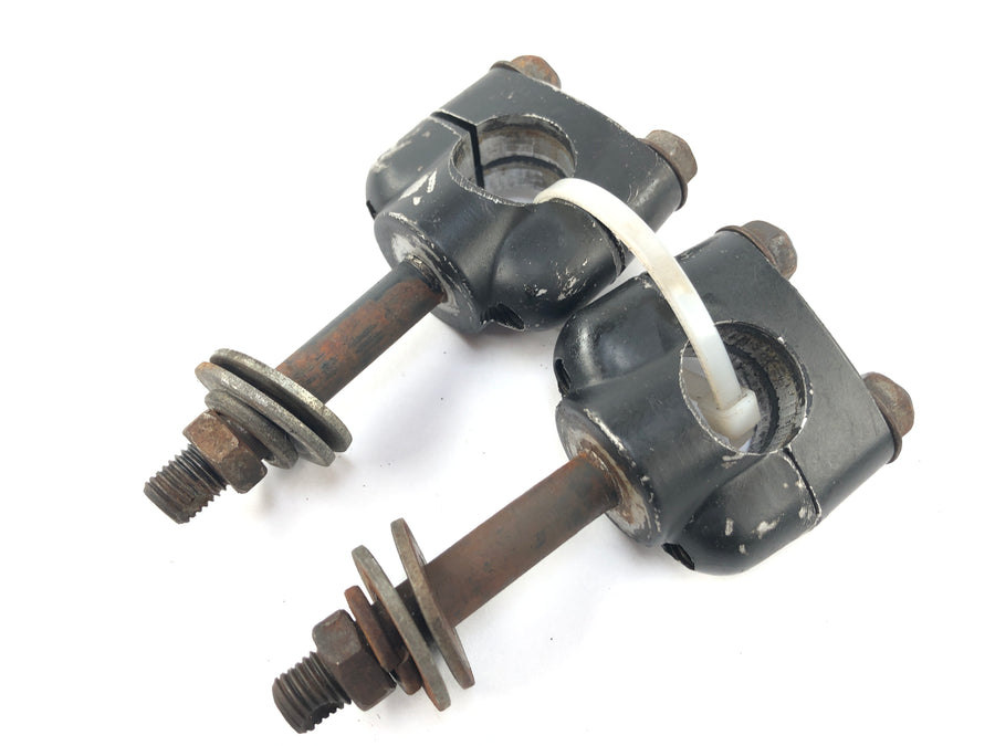 Yamaha XT 550 5Y3 [1982] - Riser handlebar holder