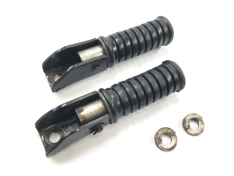 Honda FT 500 PC07 [1983] - Passenger footrests foldable pair