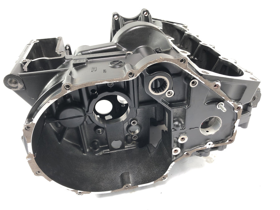 Kawasaki ZRX 1200 S ZRT20A [2002] - motor housing empty housing
