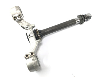 Yamaha TRX 850 4UN [1996] - Fork bridge below control shaft