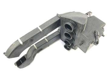 Kawasaki GPZ 1000 RX [1987] - Air filter box airbox