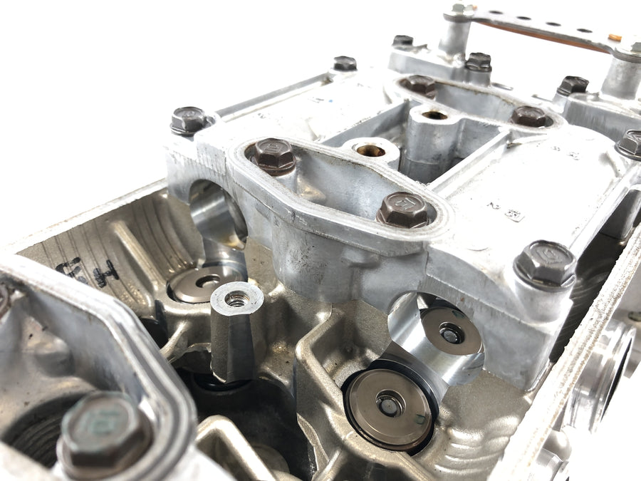Honda CBF 1000 A SC58 [2006] - cylinder head
