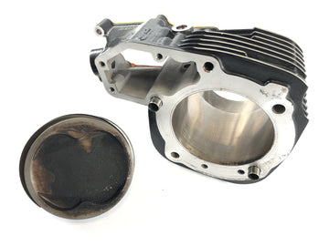 BMW R 1200 C 259c [1997] - cylinder with piston right