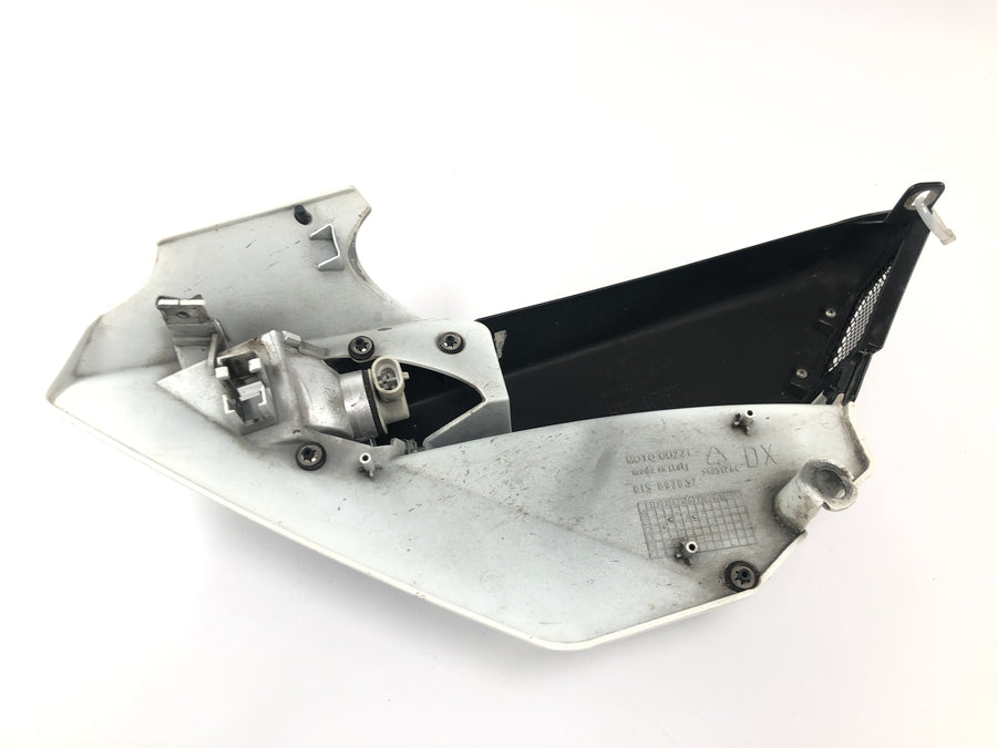 Moto Guzzi Stelvio 1200 8V [2016] - Side panel right side panel