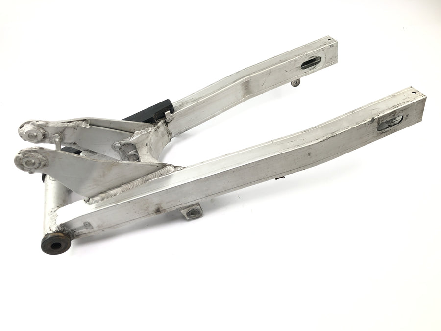 Suzuki RG 250 Gamma GJ21D [1987] - Rear swing arm aluminum