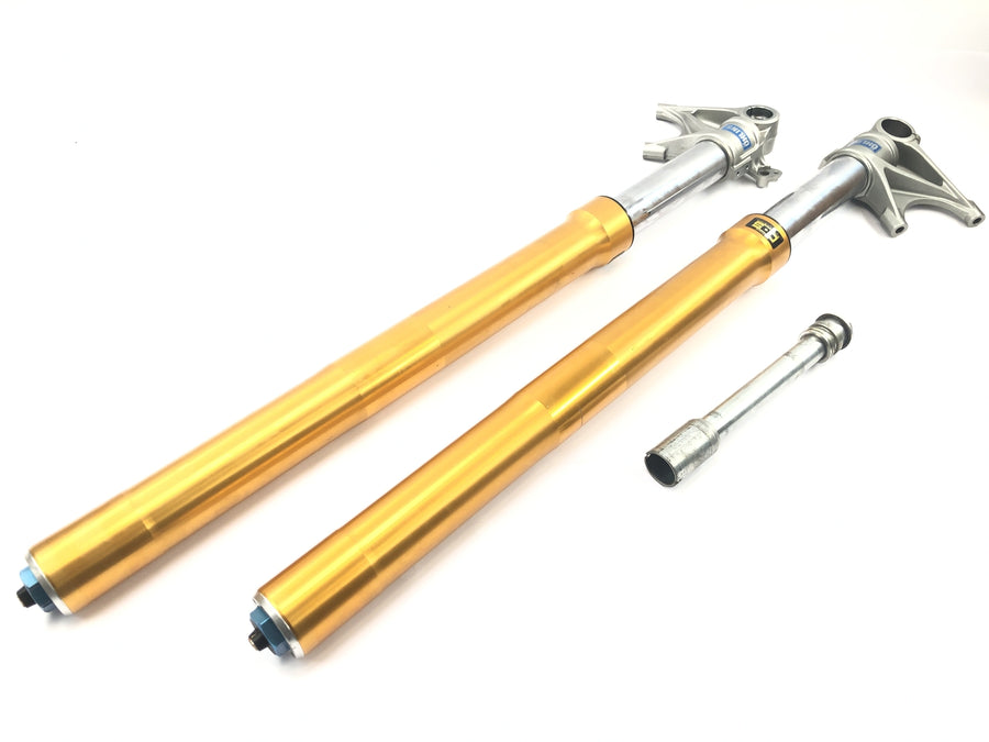 Ducati Multistrada 1200 S Touring [2009] - Upside down suspension fork Öhlins electronically adjustable