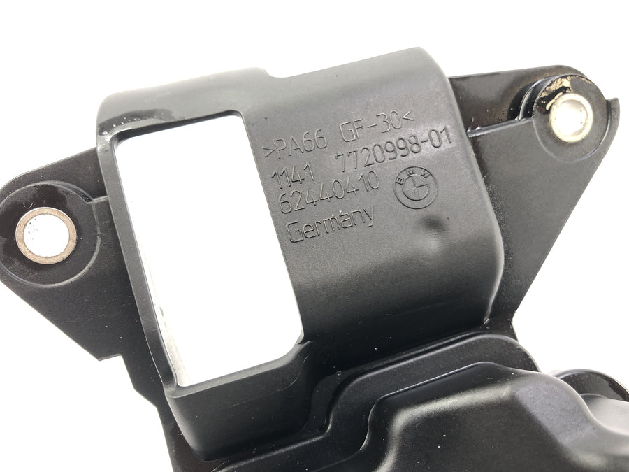 BMW K 1300 R K12S [2014] - intake manifold oil pump